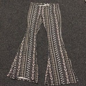Bell Bottom Stretch Pants